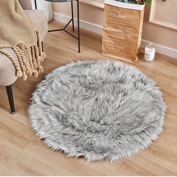 Other - GARY fluffy accent rug